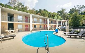 Days Inn By Wyndham Asheville Downtown North