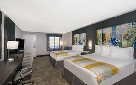 Days Inn By Wyndham Asheville Downtown North